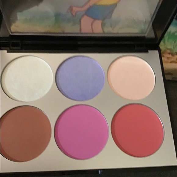 Sephora Eyes and Brows Brushes with Holographic Face and cheek palette - Picture 10 of 11